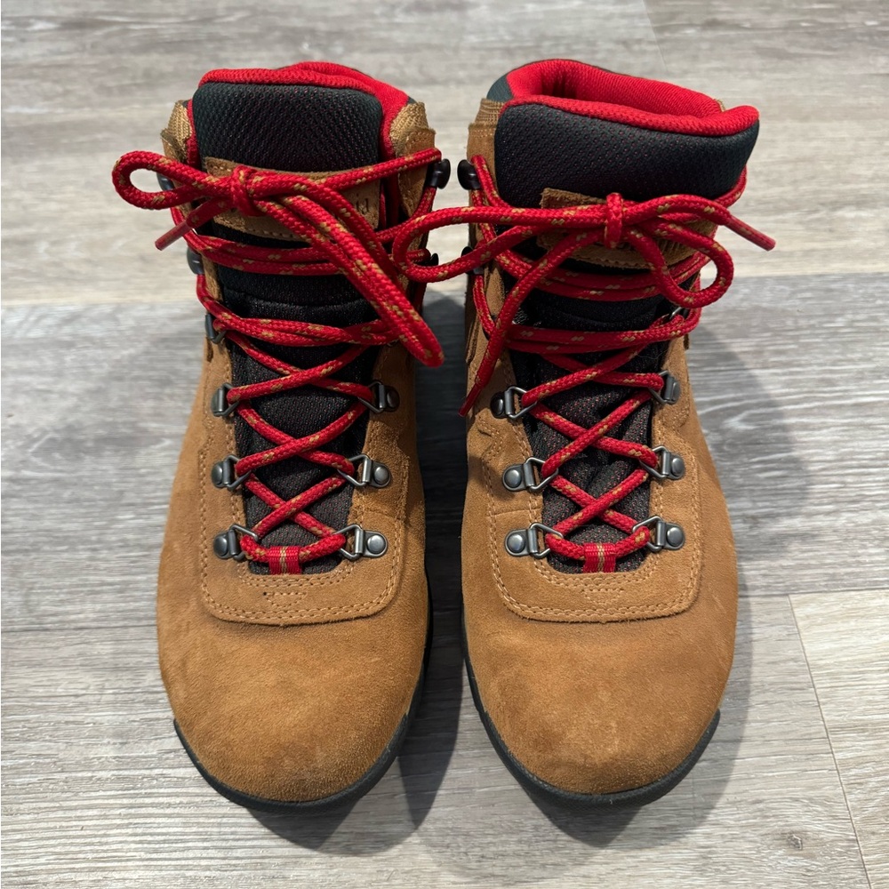Columbia Brown Suede Hiking Boots with Red Accents